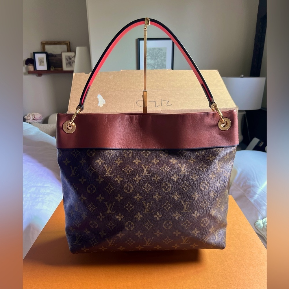 Louis Vuitton GM TUILERIES BESACE HOBO Monogram Camel Leather Shoulder Tote Bag - Picture 3 of 14